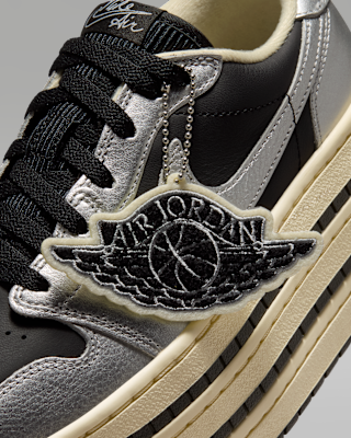 Air Jordan 1 Triple Stack Women's Shoes. Nike JP